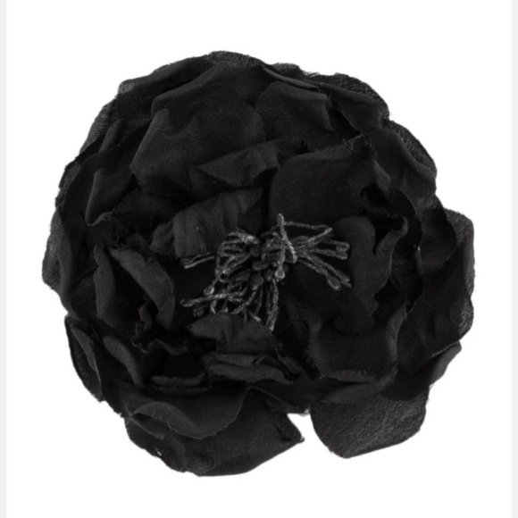 Gucci Silk Flower Pin Brooch - Picture 1 of 4